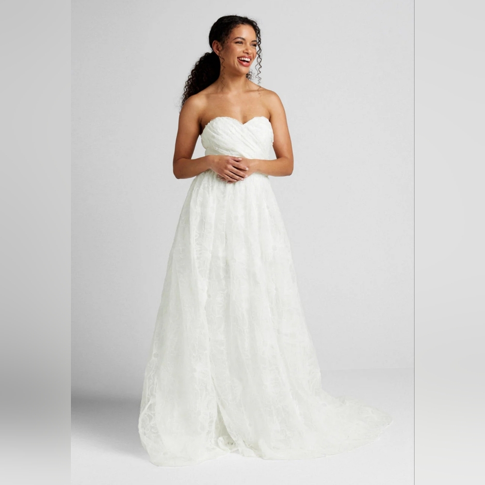 NWT Chi Chi London Wedding Prom Lace Dress